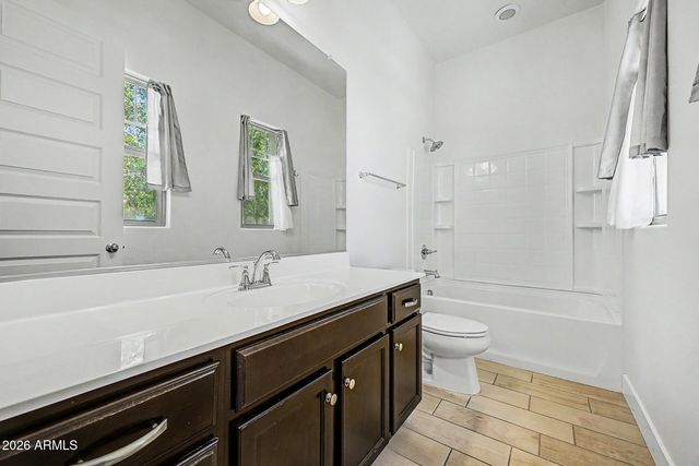 9960 E RUBIDIUM Avenue, Mesa, AZ 85212