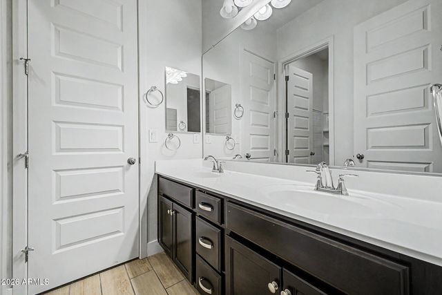9960 E RUBIDIUM Avenue, Mesa, AZ 85212