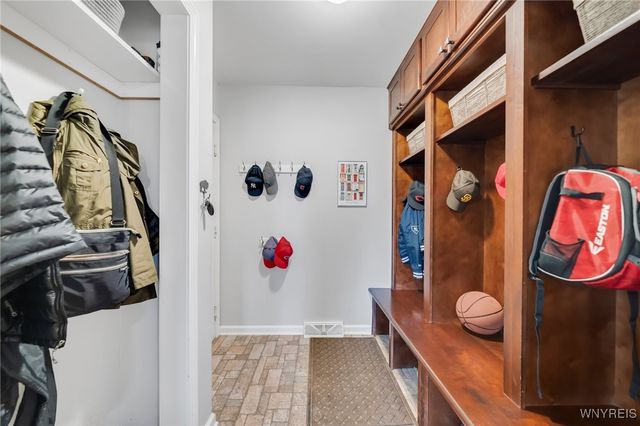 9332 Sitka Spruce Court, Clarence, NY 14032