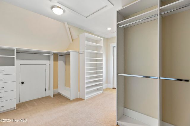 711 Carolina Beach Avenue N, Carolina Beach, NC 28428