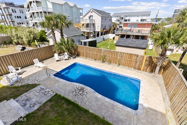 711 Carolina Beach Avenue N, Carolina Beach, NC 28428