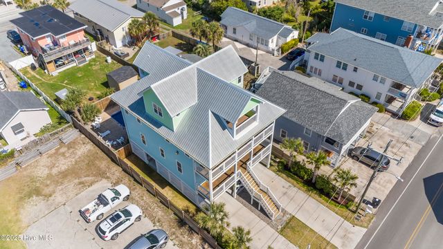 711 Carolina Beach Avenue N, Carolina Beach, NC 28428