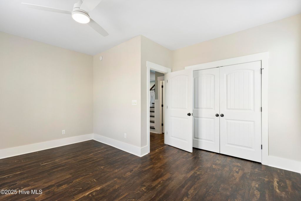 Image 14 of property listing at 711 Carolina Beach Avenue N, Carolina Beach, NC 28428