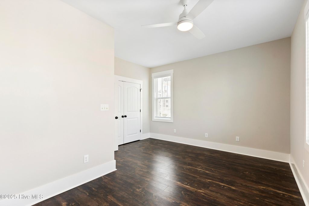 Image 15 of property listing at 711 Carolina Beach Avenue N, Carolina Beach, NC 28428