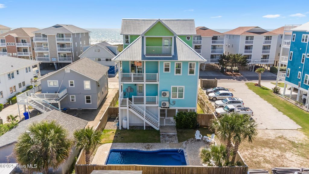 Image 2 of property listing at 711 Carolina Beach Avenue N, Carolina Beach, NC 28428