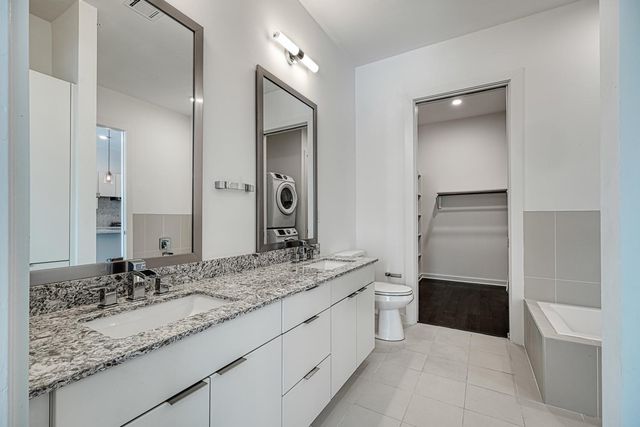 207 W Johanna ST 207, Austin, TX 78704