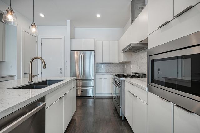 207 W Johanna ST 207, Austin, TX 78704