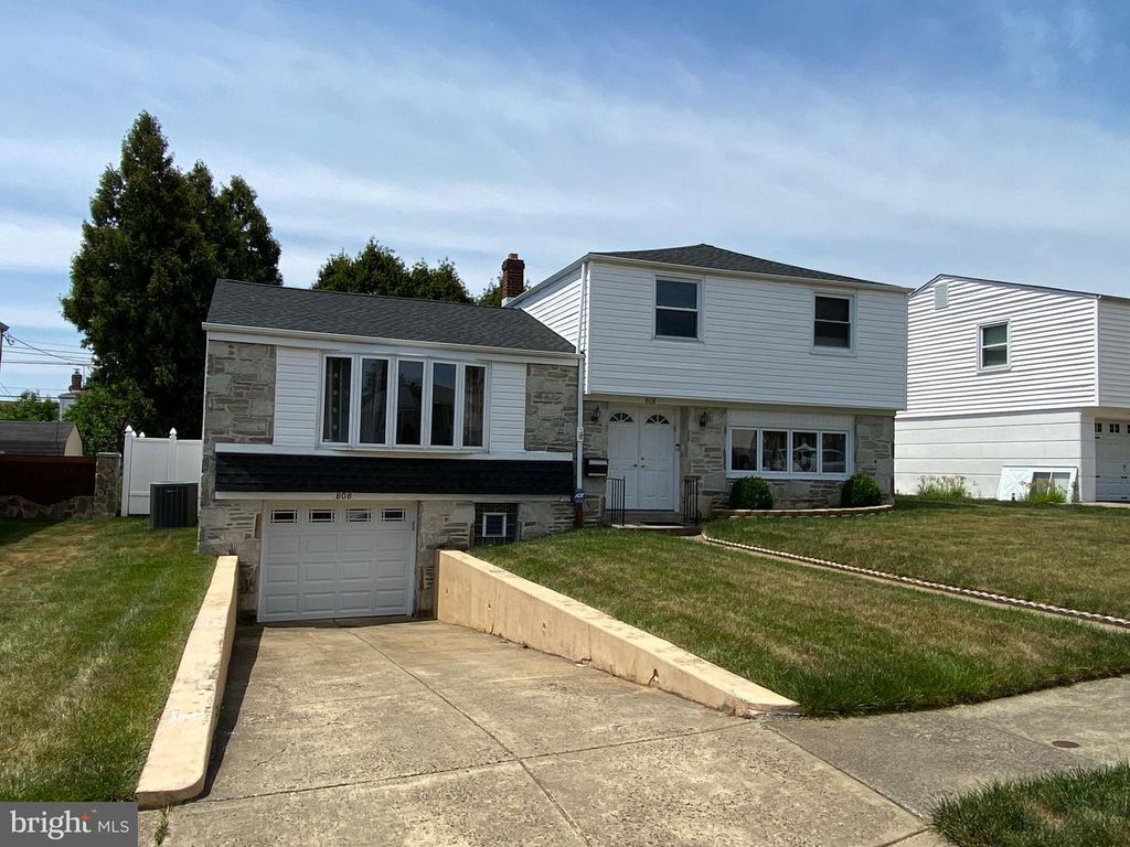 808 DENSMORE RD, Philadelphia, PA 19116