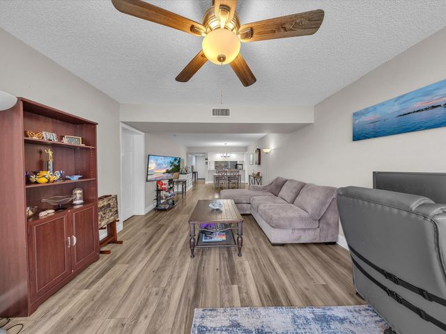 1701 Whitehall Drive 302, Davie, FL 33324