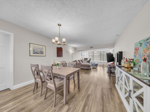 1701 Whitehall Drive 302, Davie, FL 33324
