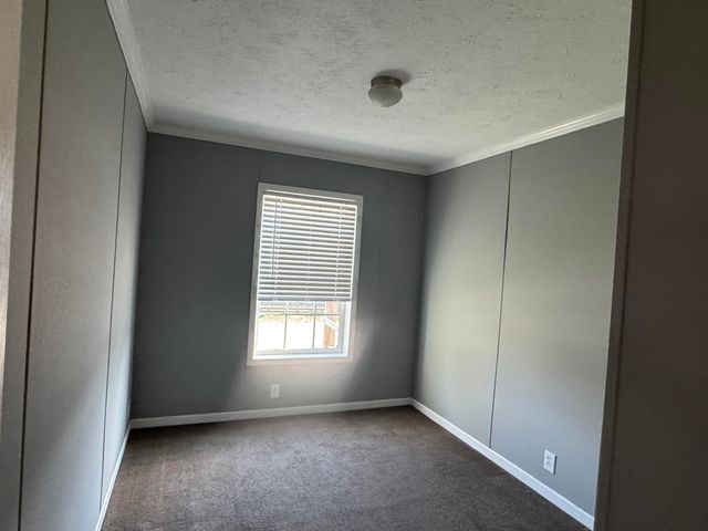 552 D Anders Road, London, KY 40744