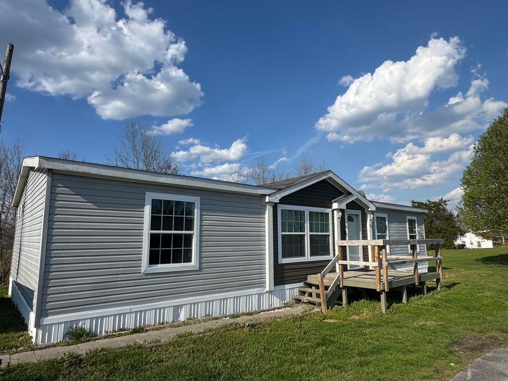 552 D Anders Road, London, KY 40744