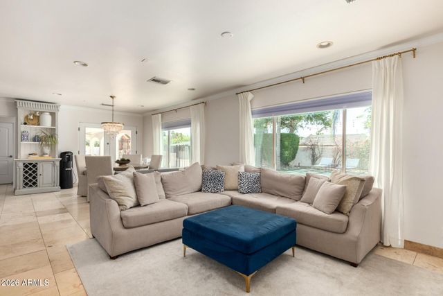 5555 E MONTEROSA Street, Phoenix, AZ 85018