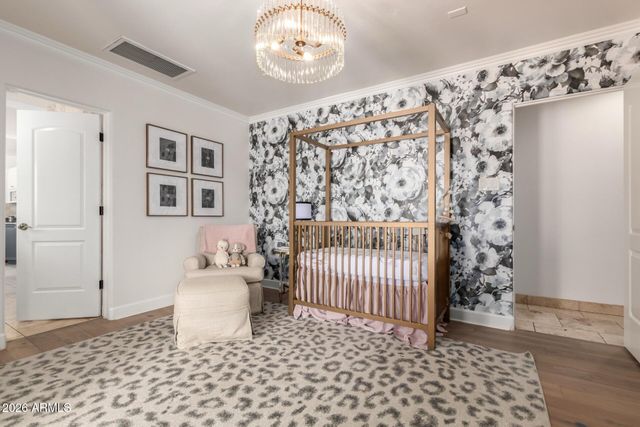 5555 E MONTEROSA Street, Phoenix, AZ 85018