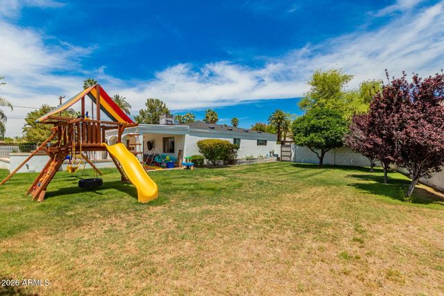 5555 E MONTEROSA Street, Phoenix, AZ 85018