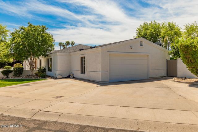 5555 E MONTEROSA Street, Phoenix, AZ 85018