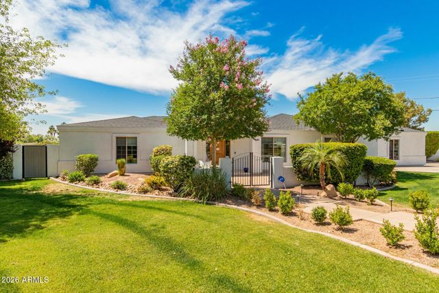 5555 E MONTEROSA Street, Phoenix, AZ 85018