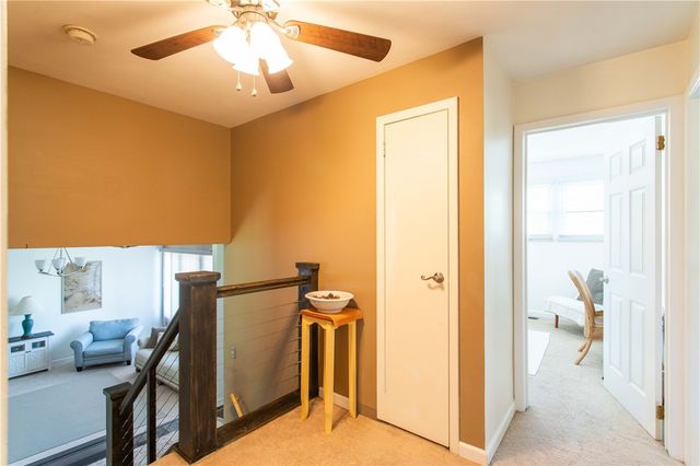 858 Monaca Rd, Center Twp, PA 15061