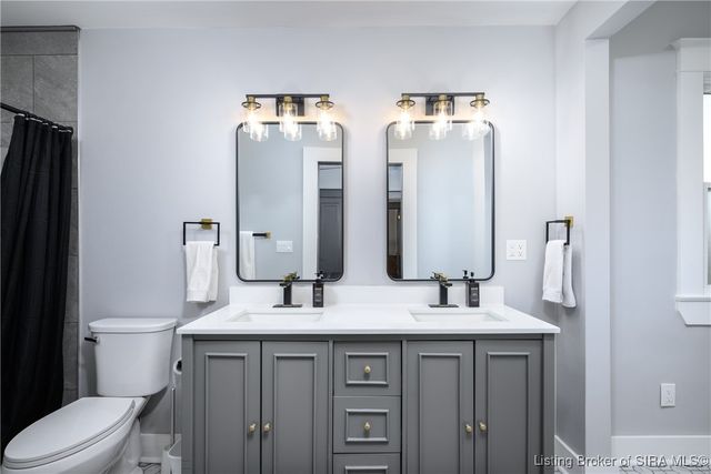 2216 Morton Avenue, New Albany, IN 47150