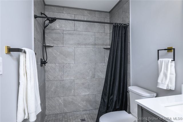 2216 Morton Avenue, New Albany, IN 47150