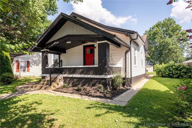 2216 Morton Avenue, New Albany, IN 47150