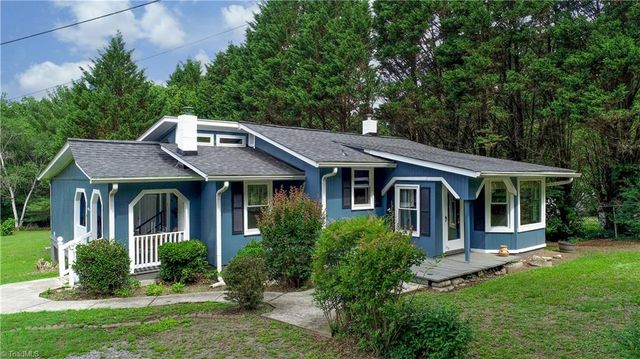 501 Melba Lane, Winston-salem, NC 27107