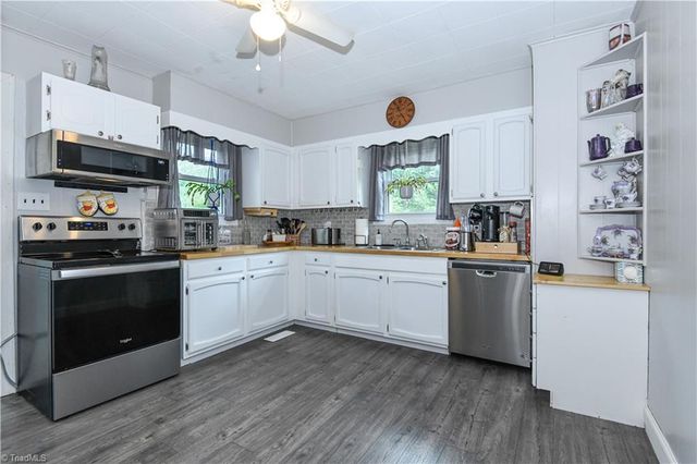 501 Melba Lane, Winston-salem, NC 27107