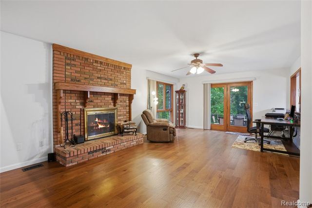 68345 Romeo Plank Road, Ray, MI 48096
