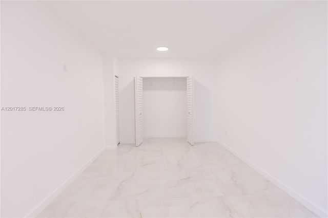 8340 NW 193rd Ln, Hialeah, FL 33015