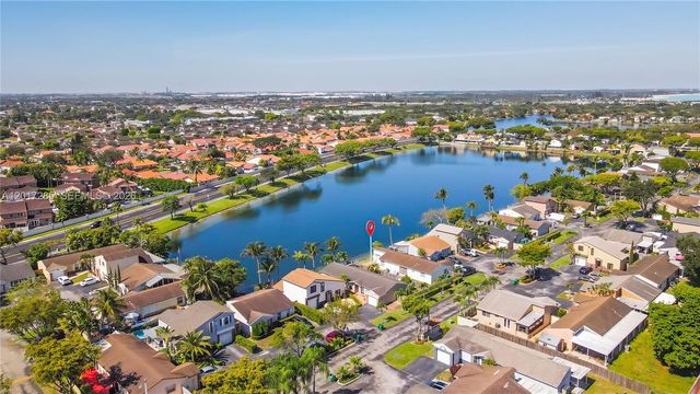 8340 NW 193rd Ln, Hialeah, FL 33015