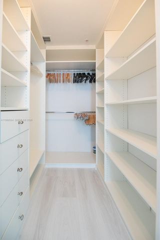 2401 NE 65th St 509, Fort Lauderdale, FL 33308