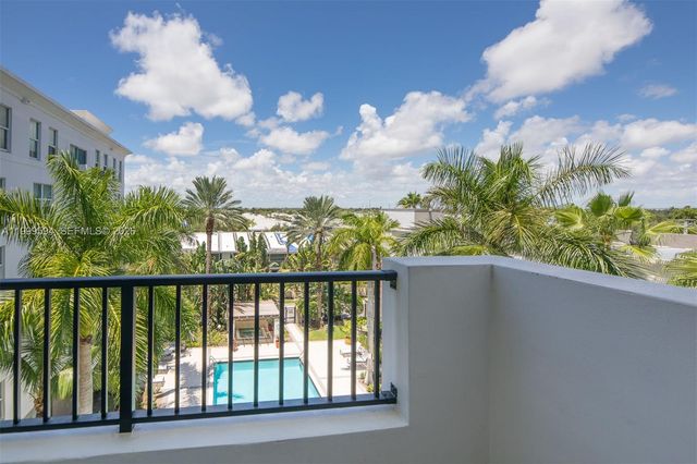 2401 NE 65th St 509, Fort Lauderdale, FL 33308