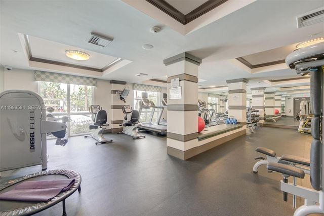 2401 NE 65th St 509, Fort Lauderdale, FL 33308