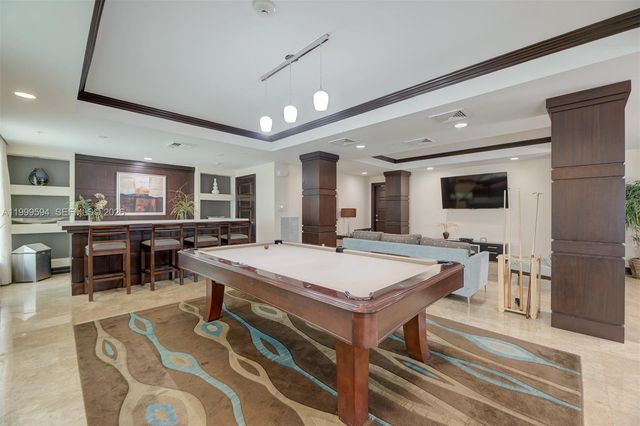 2401 NE 65th St 509, Fort Lauderdale, FL 33308