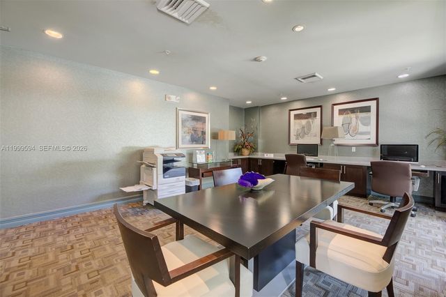 2401 NE 65th St 509, Fort Lauderdale, FL 33308