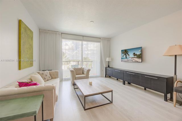 2401 NE 65th St 509, Fort Lauderdale, FL 33308