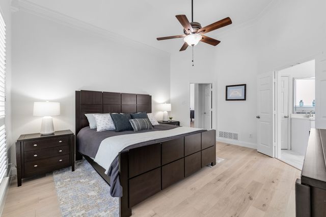 115 Saint James Road, Irving, TX 75063