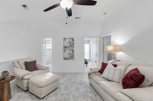 115 Saint James Road, Irving, TX 75063