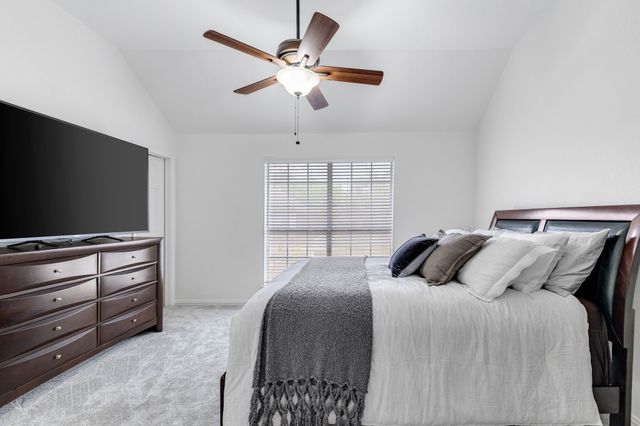 115 Saint James Road, Irving, TX 75063