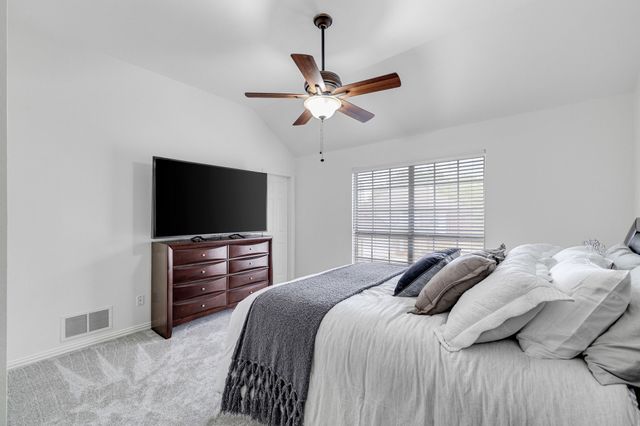 115 Saint James Road, Irving, TX 75063