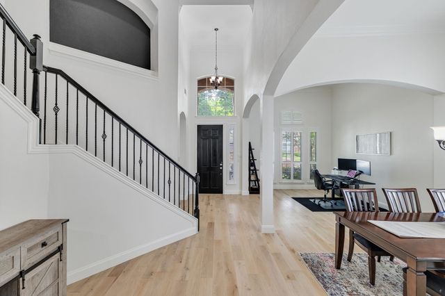 115 Saint James Road, Irving, TX 75063