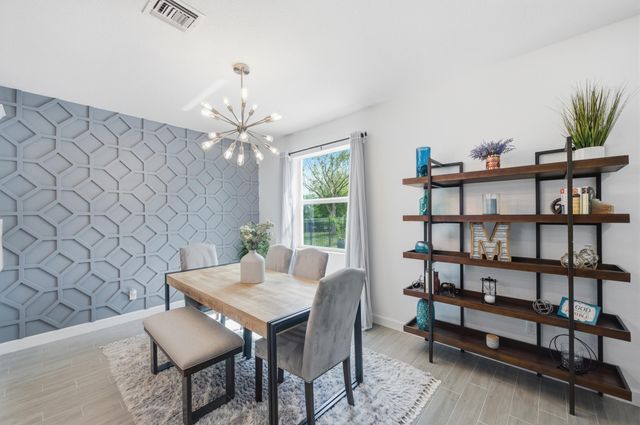 1096 Sterling Pine Place, Loxahatchee, FL 33470