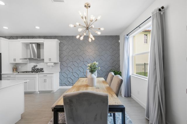 1096 Sterling Pine Place, Loxahatchee, FL 33470