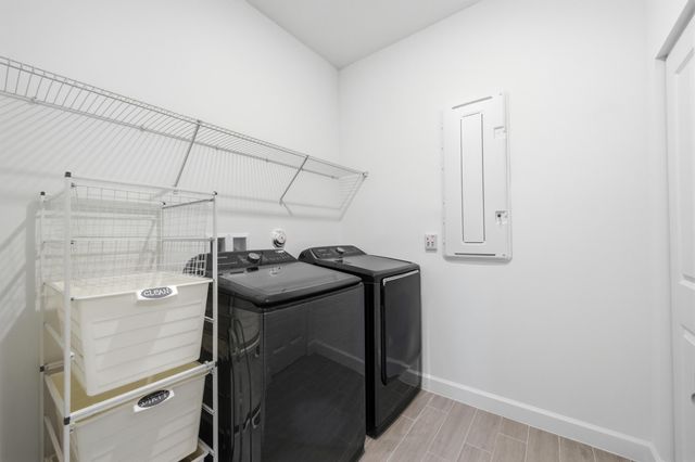 1096 Sterling Pine Place, Loxahatchee, FL 33470