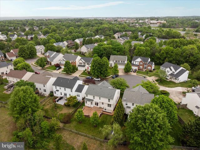 13112 BIGLEAF MAPLE CT, Gainesville, VA 20155