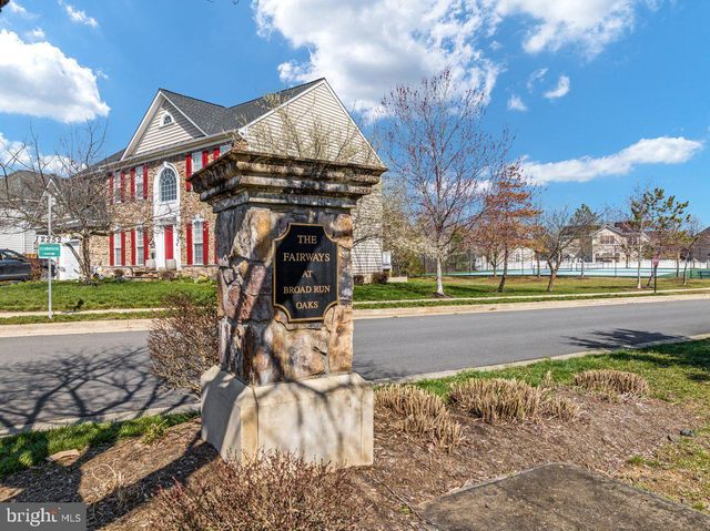13112 BIGLEAF MAPLE CT, Gainesville, VA 20155
