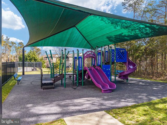 13112 BIGLEAF MAPLE CT, Gainesville, VA 20155