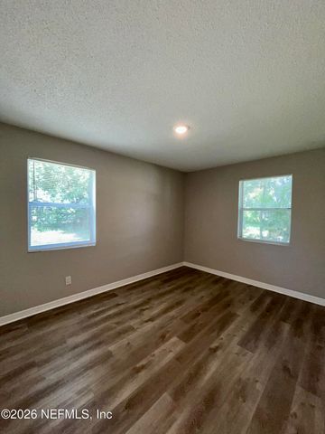 10519 ARENDAL Road, Jacksonville, FL 32218