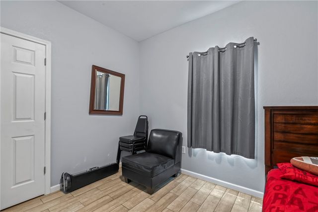 41 W Ozark Trail, Fayetteville, AR 72701