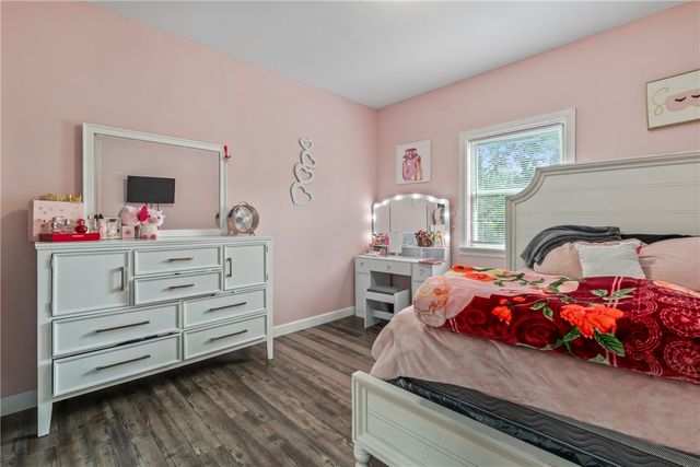 41 W Ozark Trail, Fayetteville, AR 72701